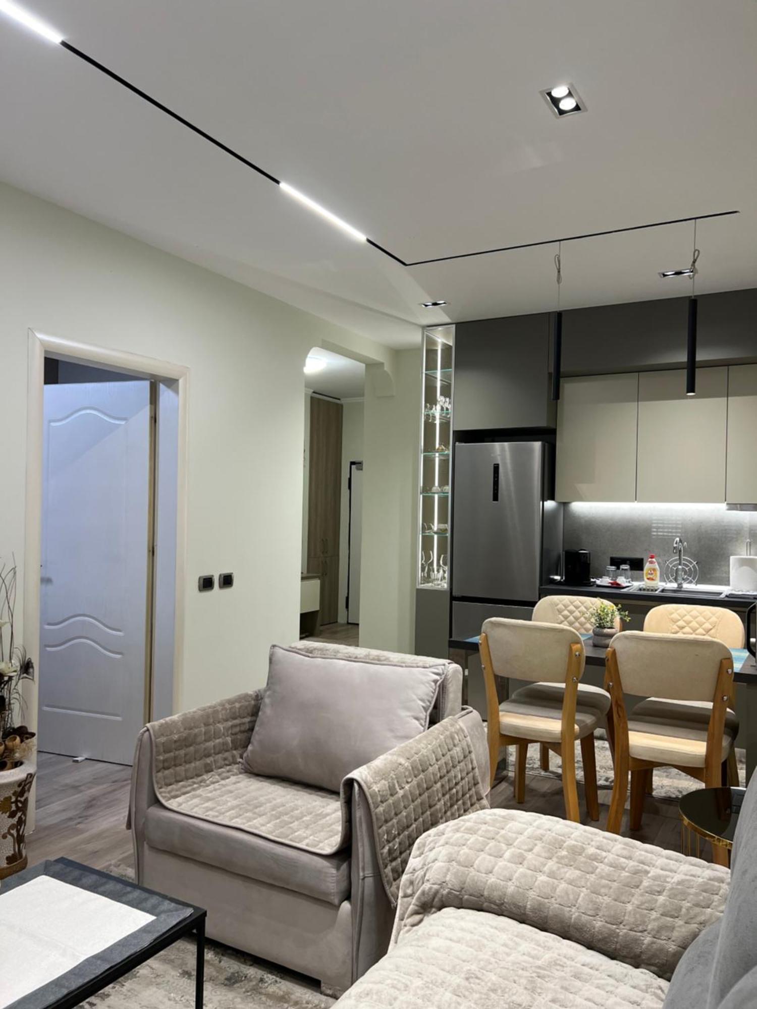 Center View Luxury Apartment ติรานา ภายนอก รูปภาพ